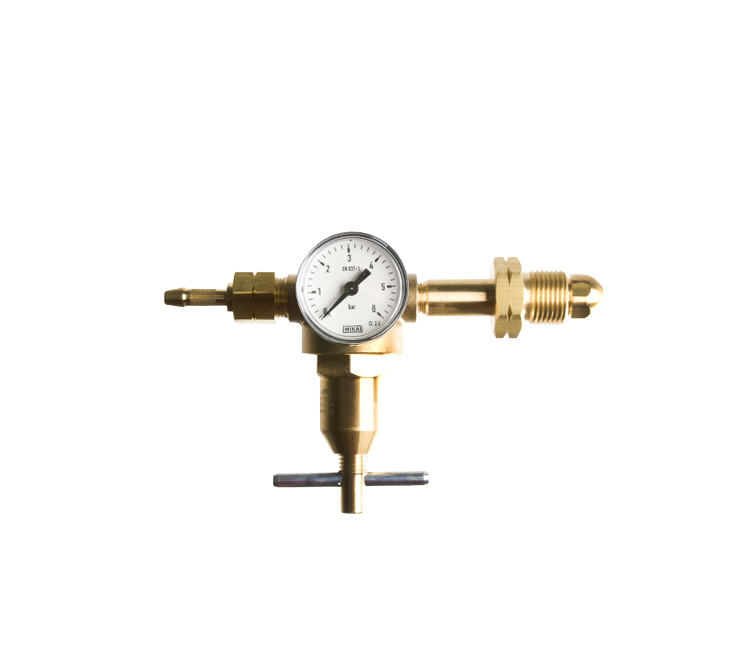 Hogedrukregelaar Benegas 0-6 bar met een 3/8"l wartel en 6mm slangtule plus manometer